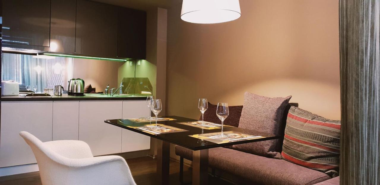 Orion Apartman ชาร์วาร์ ภายนอก รูปภาพ